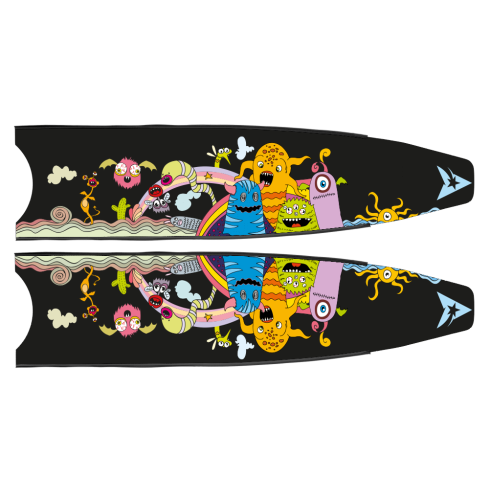 Limited Edition Ugly Toys Blades 2020-01-UGLYTOYS-Blades €145.00